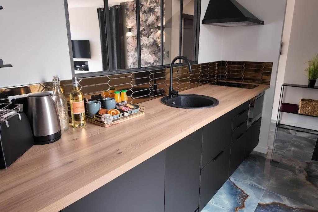 Les Suites Du Payre - Suite Passion Talmont-Saint-Hilaire 外观 照片