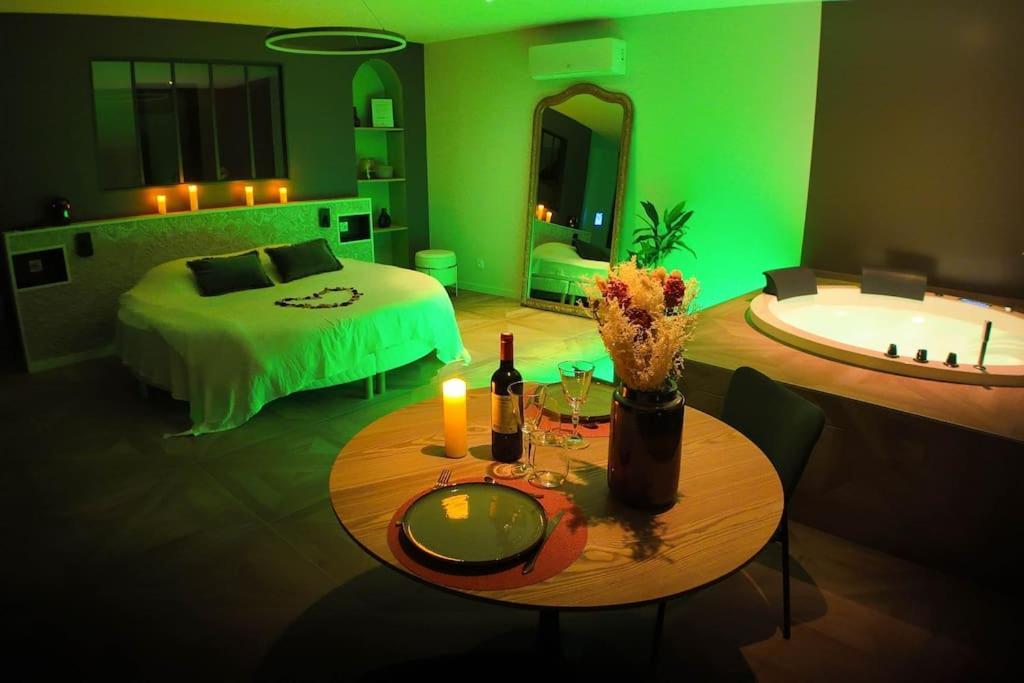 Les Suites Du Payre - Suite Passion Talmont-Saint-Hilaire 外观 照片